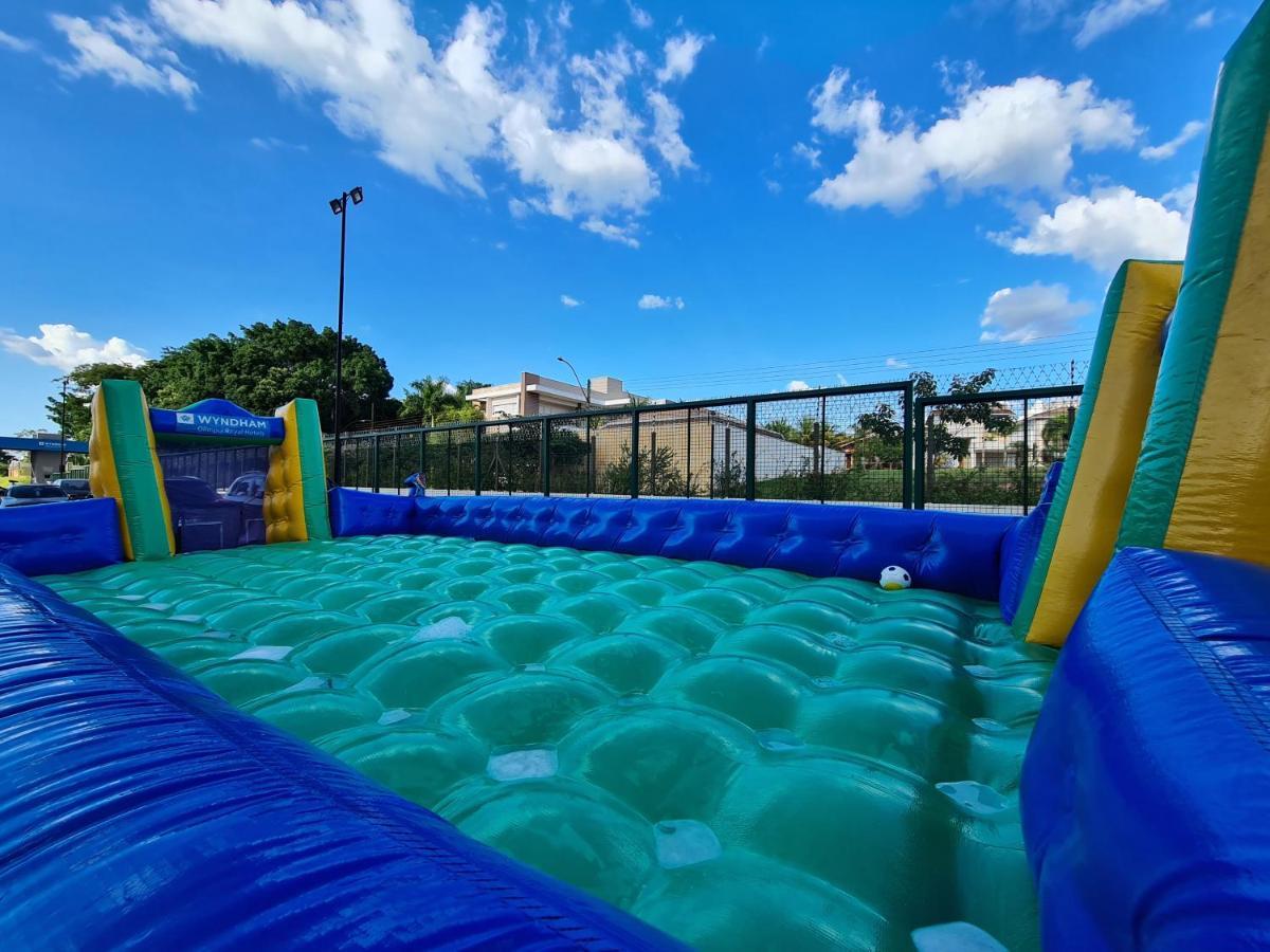 Wyndham Olimpia Royal Hotels Exterior photo A water pillow