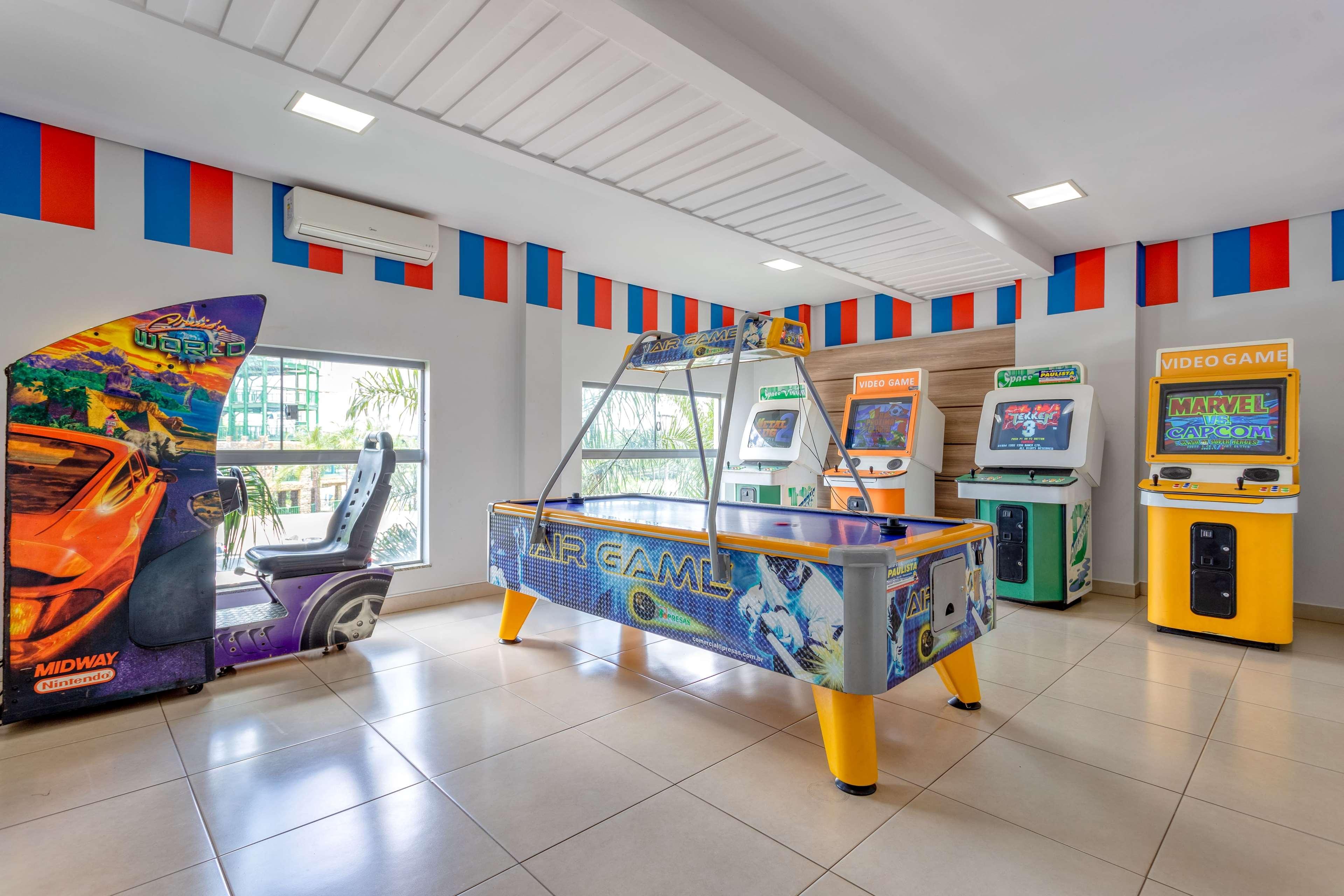 Wyndham Olimpia Royal Hotels Exterior photo The game room