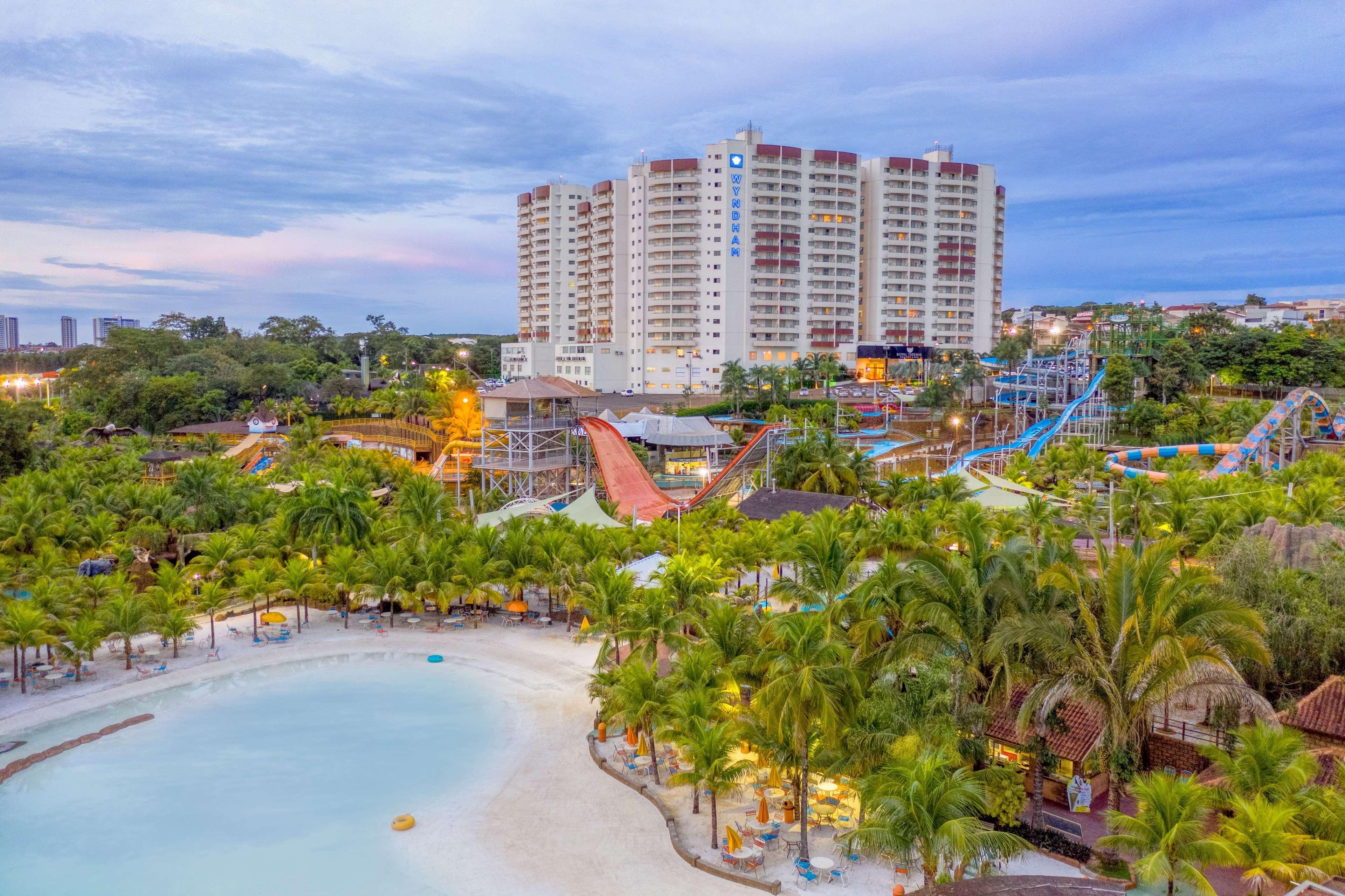 Wyndham Olimpia Royal Hotels Exterior photo Aerial view of the resort